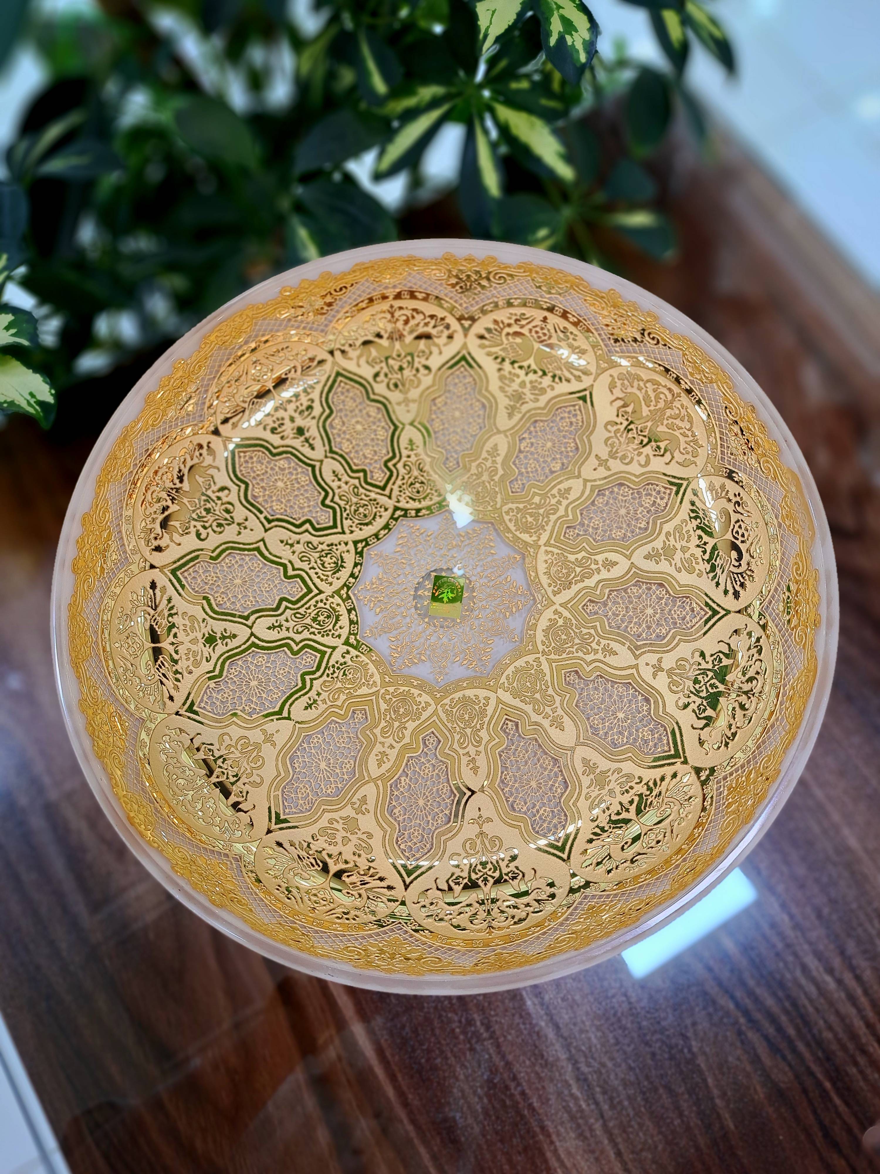 تصویر شیرینی خوری کریستال چک