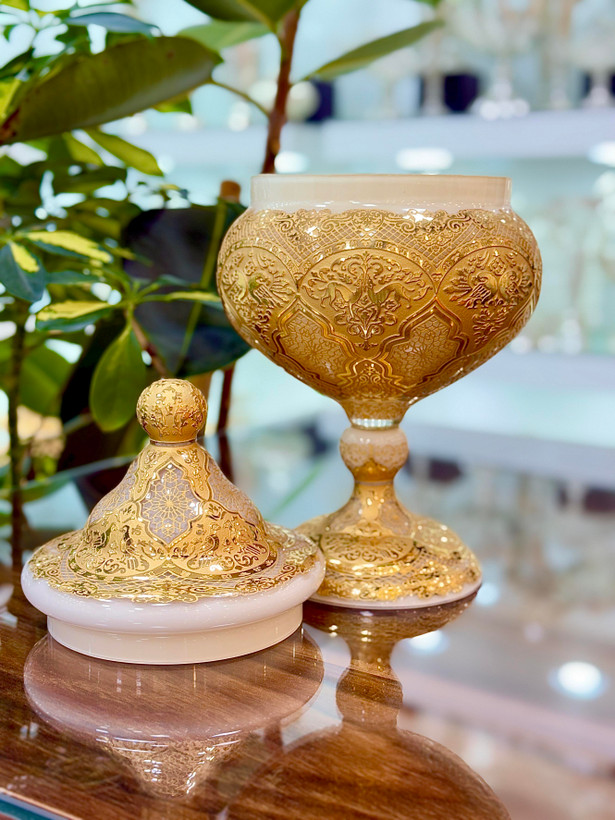 تصویر شکلات خوری کریستال