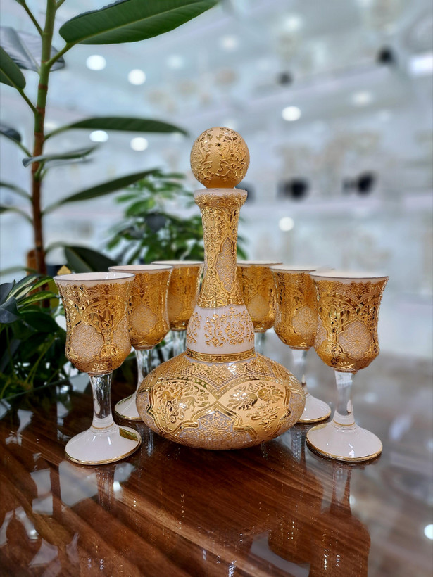 ست تنگ و جام کریستال طلاکوب