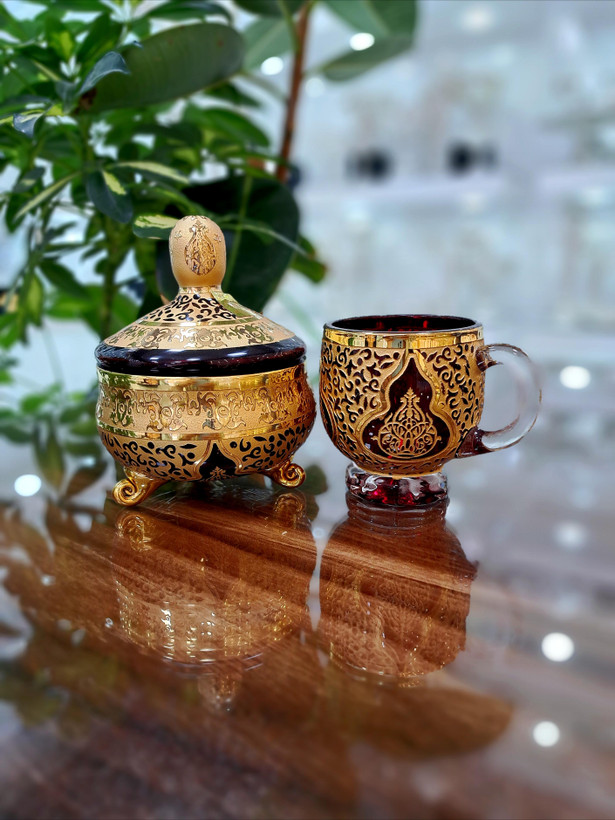 سرویس فنجان و قندان کریستال طلاکوب