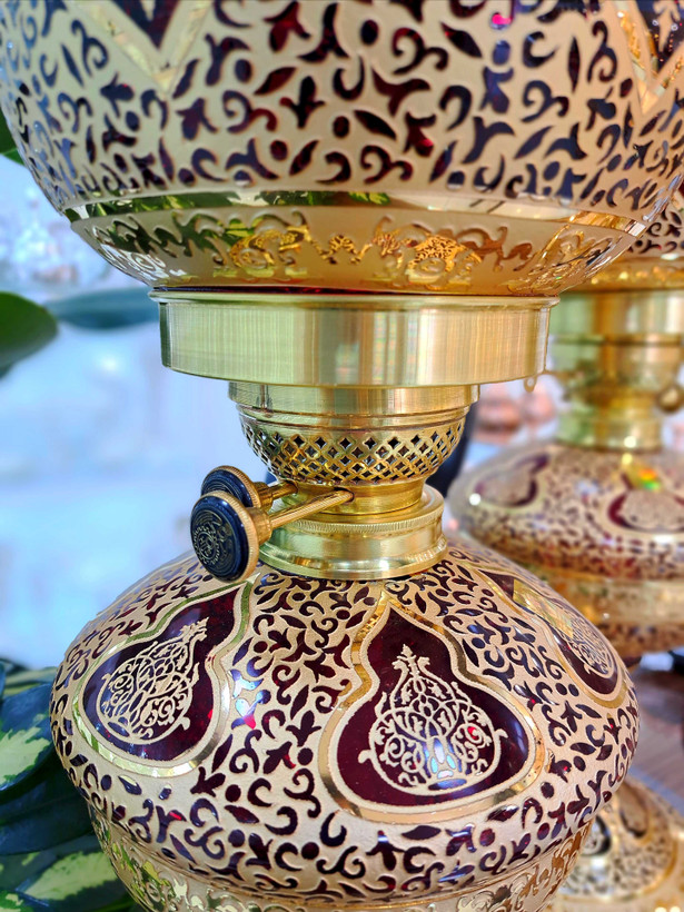 خرید چراغ کریستال طلاکوب طرح کاستل