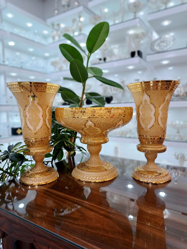 ست گلدان و میوه خوری کریستال طلاکوب