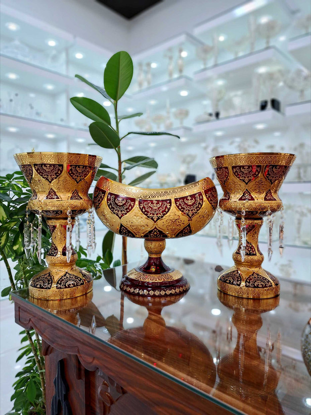 خرید ست سه تیکه شمعدان و کشکول کریستال طلاکوب