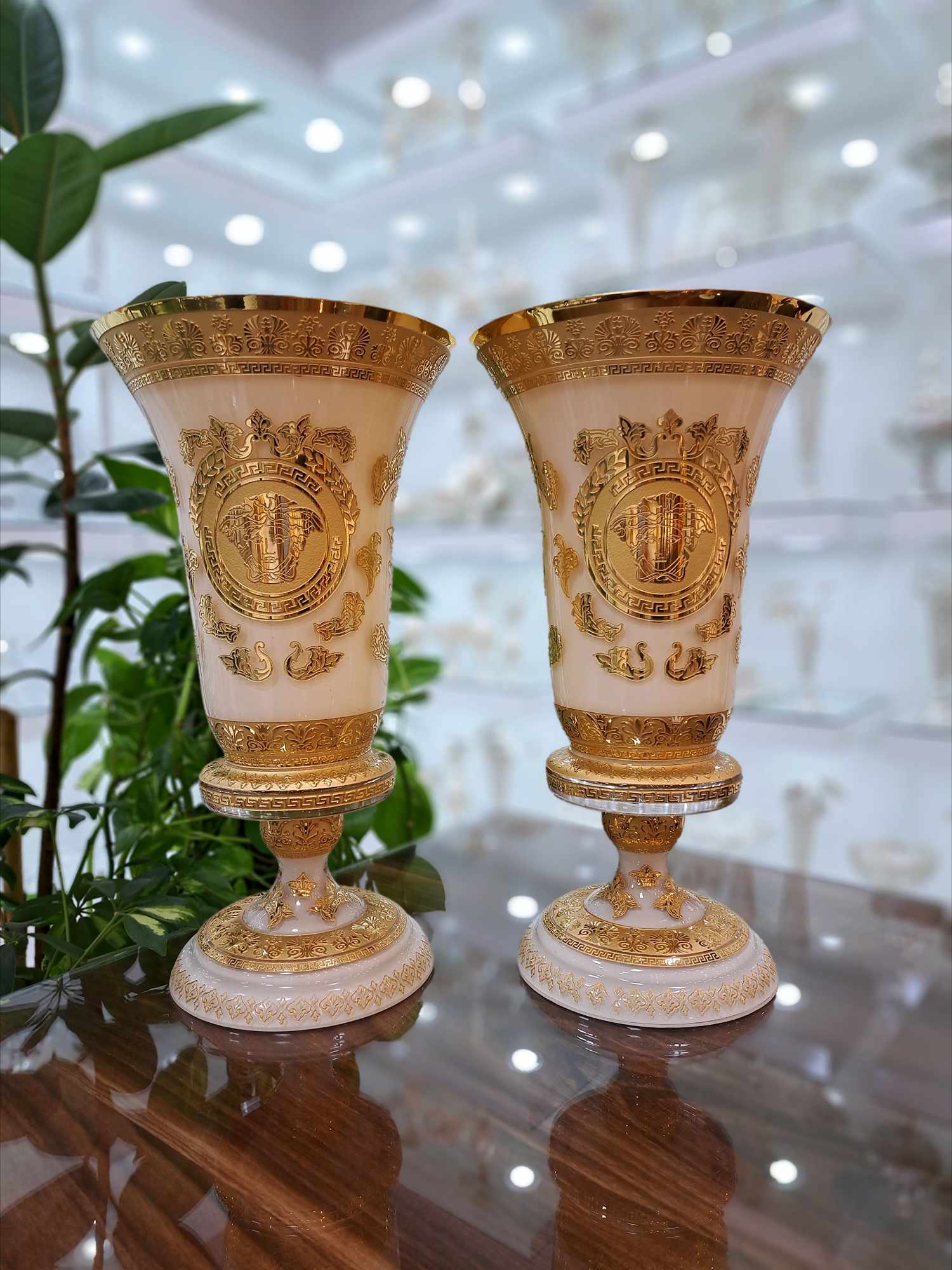 گلدان نیم پایه 405 ورساچه