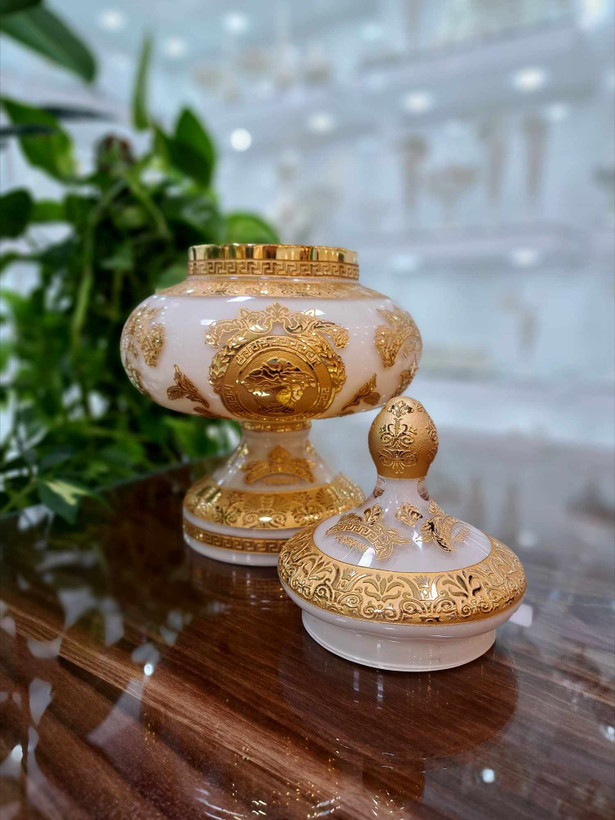 قیمت شکلات خوری کریستال دستساز کرم