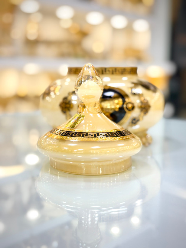 شکلات خوری سه پایه کریستال طلاکوب