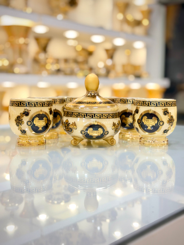 ست فنجان و قندان کریستال طلاکوب